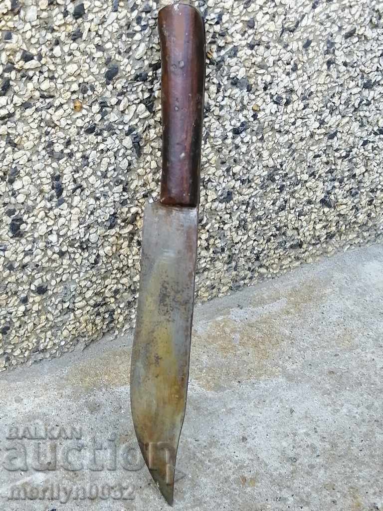 Old knife without scabbard, dagger with price 119.00 BGN | € 60.84 Old knife without scabbard, dagger with price 119.00 BGN | € 60.84