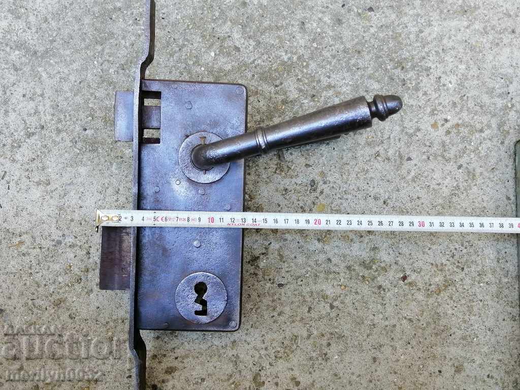 Old HUGE lock without key, latch, end of 19th, beginning of 20th century - 6 Old HUGE lock without key, latch, end of 19th, beginning of 20th century - 6