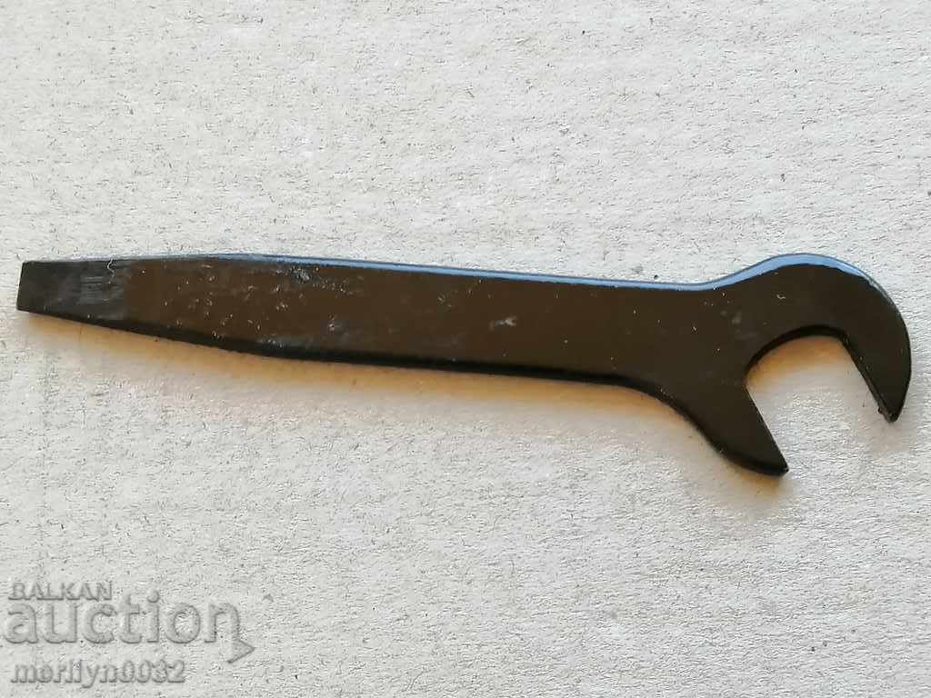 Auction Part, detail key screwdriver from the PIU of the SVT Auction Part, detail key screwdriver from the PIU of the SVT