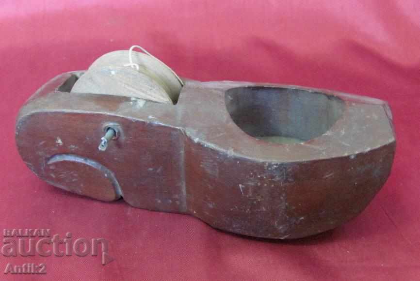 Auction  18th Century Weaving loom