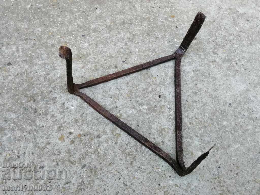 Auction Old forged wrought iron, wrought iron, primitive Auction Old forged wrought iron, wrought iron, primitive