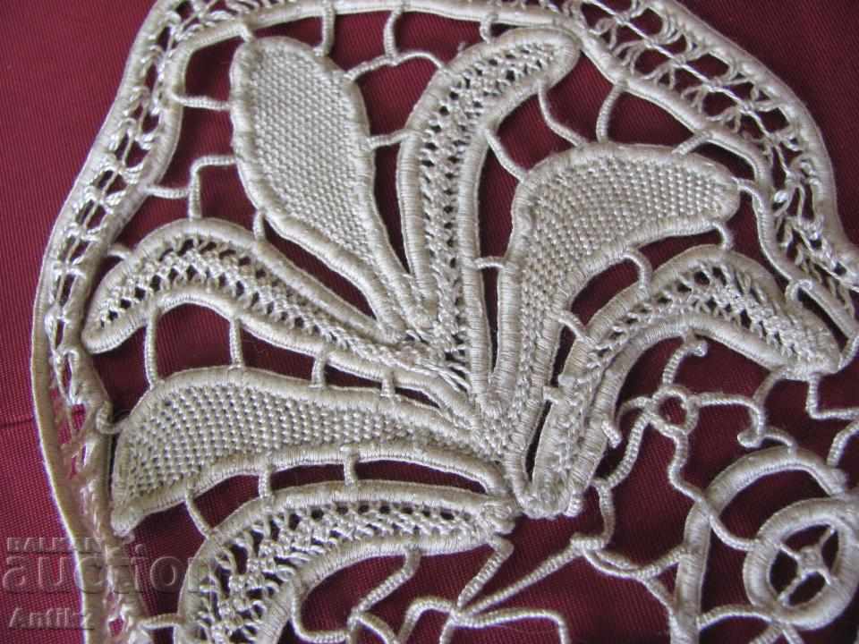 19th Century Hand Knitted Tablecloth, Box, Tishleifer - 5 19th Century Hand Knitted Tablecloth, Box, Tishleifer - 5