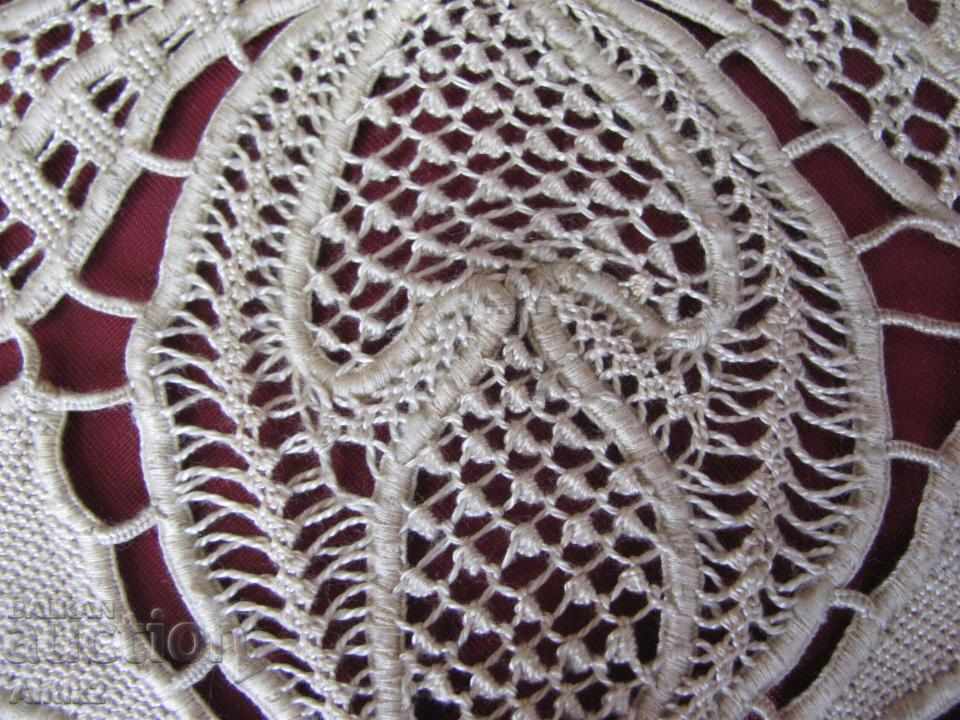 19th Century Hand Knitted Tablecloth, Box, Tishleifer - 6 19th Century Hand Knitted Tablecloth, Box, Tishleifer - 6