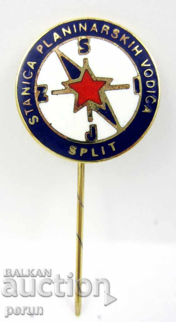 LOT OF 2 BADGES-MOUNTAIN GUIDES-CROATIA-ENAMEL with price 17.00 BGN | € 8.69 LOT OF 2 BADGES-MOUNTAIN GUIDES-CROATIA-ENAMEL with price 17.00 BGN | € 8.69