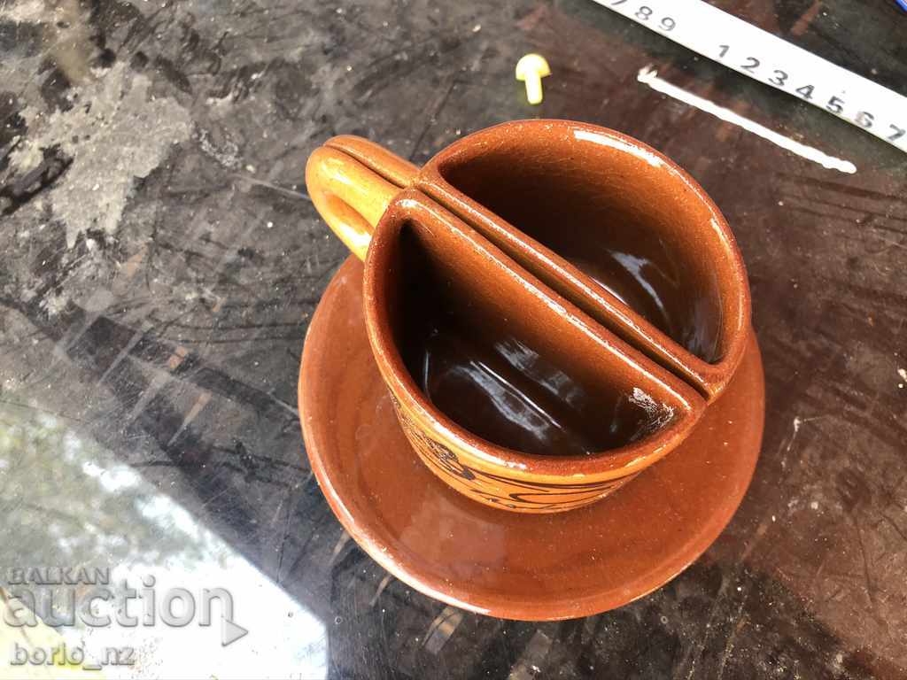 10076. SERVICIU DE CAFEE PENTRU DOUĂ GABOR CAT CAT cu preț 13.00 BGN | € 6.65 10076. SERVICIU DE CAFEE PENTRU DOUĂ GABOR CAT CAT cu preț 13.00 BGN | € 6.65