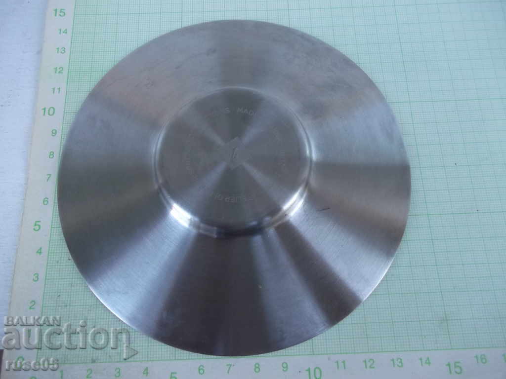 Auction Metal plate - 1 Auction Metal plate - 1