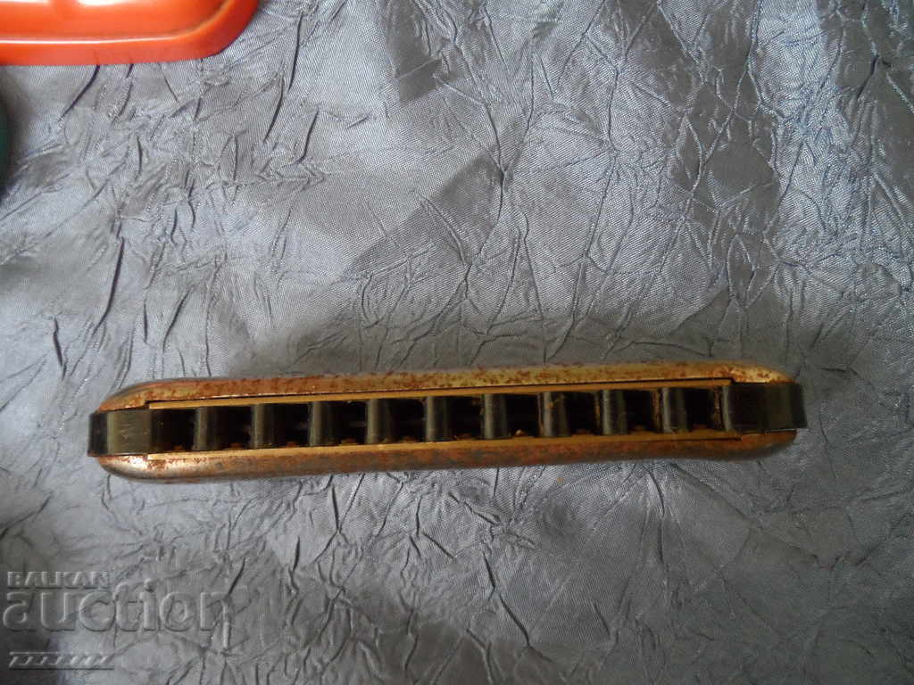 Παράδοση παλιά φυσαρμόνικα Παράδοση παλιά φυσαρμόνικα