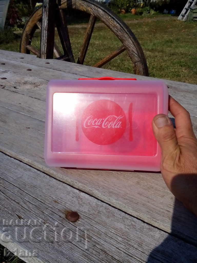 Food box COCA COLA, COCA COLA with price 15.00 BGN | € 7.67 Food box COCA COLA, COCA COLA with price 15.00 BGN | € 7.67
