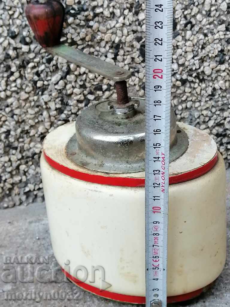 Râșniță de cafea veche mașină de tocat piper negru - 7