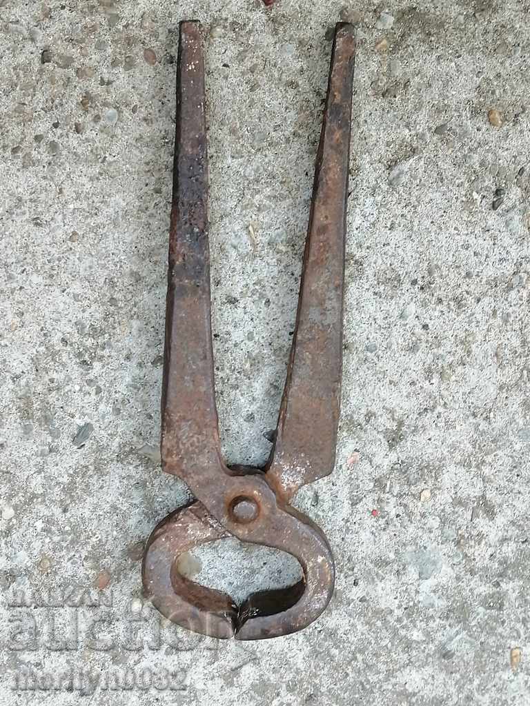 Ancient primitive crumpled keretten pliers in the 20th century - 6 Ancient primitive crumpled keretten pliers in the 20th century - 6