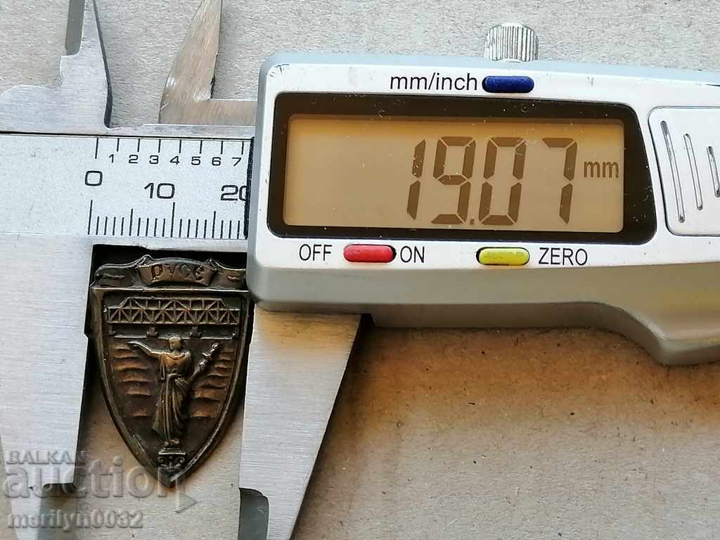 Auction Breastplate Ruse Medal Badge Auction Breastplate Ruse Medal Badge