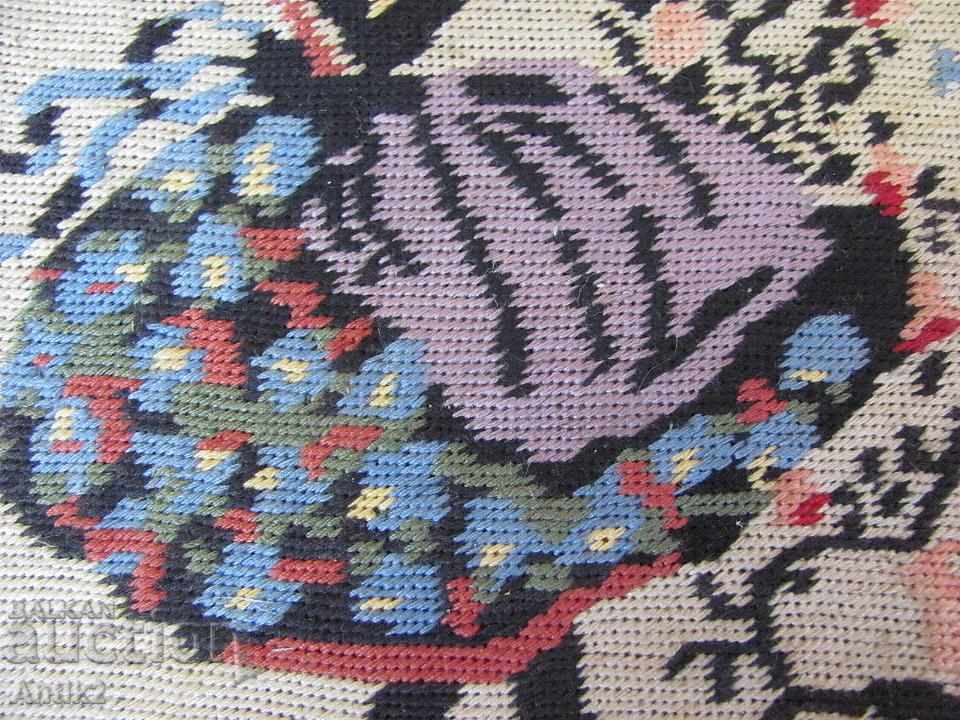 Livrarea 20 Tapiterie din foi originale realizate manual Livrarea 20 Tapiterie din foi originale realizate manual