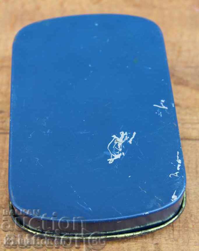 Delivery of .Old Cigarette Sheet Metal Cigarette Case Delivery of .Old Cigarette Sheet Metal Cigarette Case