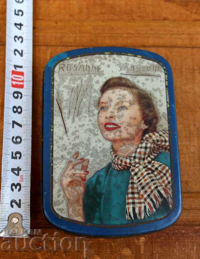 .Old Cigarette Sheet Metal Cigarette Case - 6 .Old Cigarette Sheet Metal Cigarette Case - 6