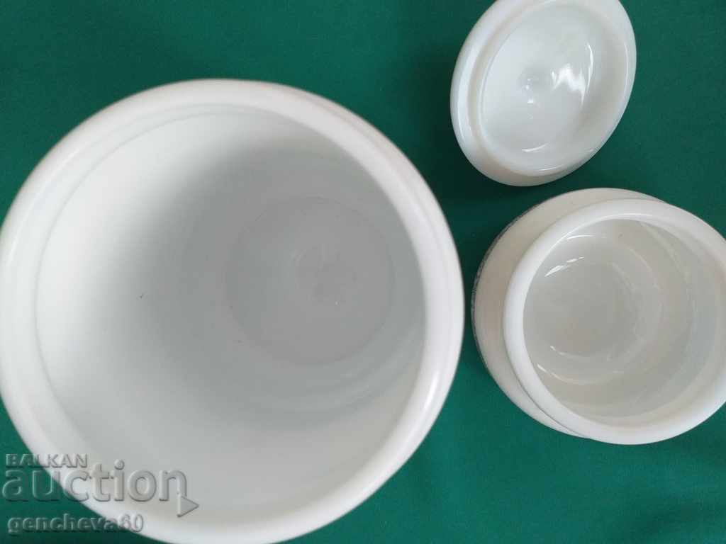 Παράδοση Ζαχαριέρα και βάζο / βαμμένο αρκοπάλ Παράδοση Ζαχαριέρα και βάζο / βαμμένο αρκοπάλ