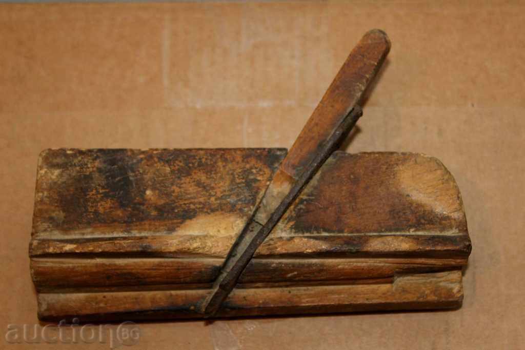 . OLD WOODEN RENDER with price 19.00 BGN | € 9.71 . OLD WOODEN RENDER with price 19.00 BGN | € 9.71