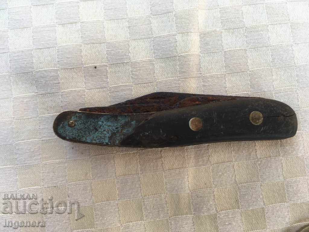 BECAUSE BEAUTY FOLDING with price 4.00 BGN | € 2.05 BECAUSE BEAUTY FOLDING with price 4.00 BGN | € 2.05