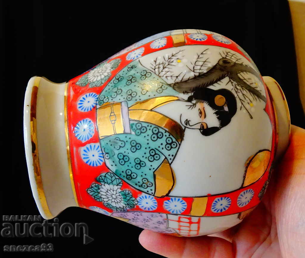 Japanese Satsuma porcelain vase, gold, urn - 7 Japanese Satsuma porcelain vase, gold, urn - 7