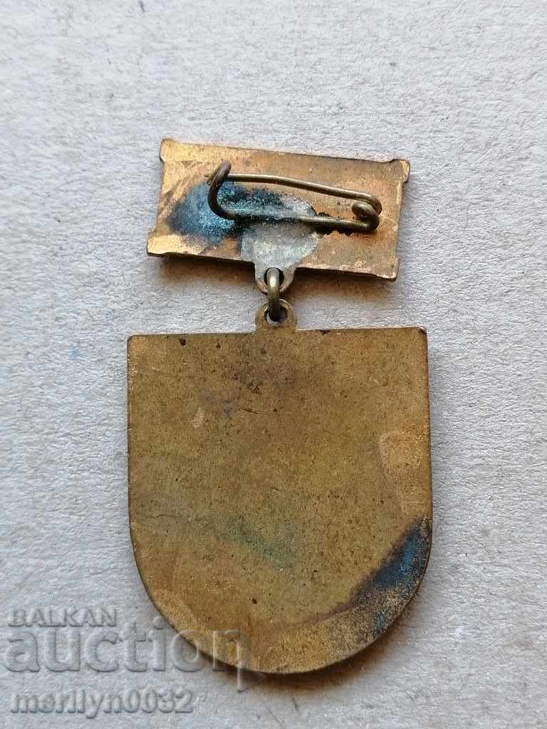 CPC Award Badge For Work Good Luck Medal Badge with price 44.00 BGN | € 22.50 CPC Award Badge For Work Good Luck Medal Badge with price 44.00 BGN | € 22.50