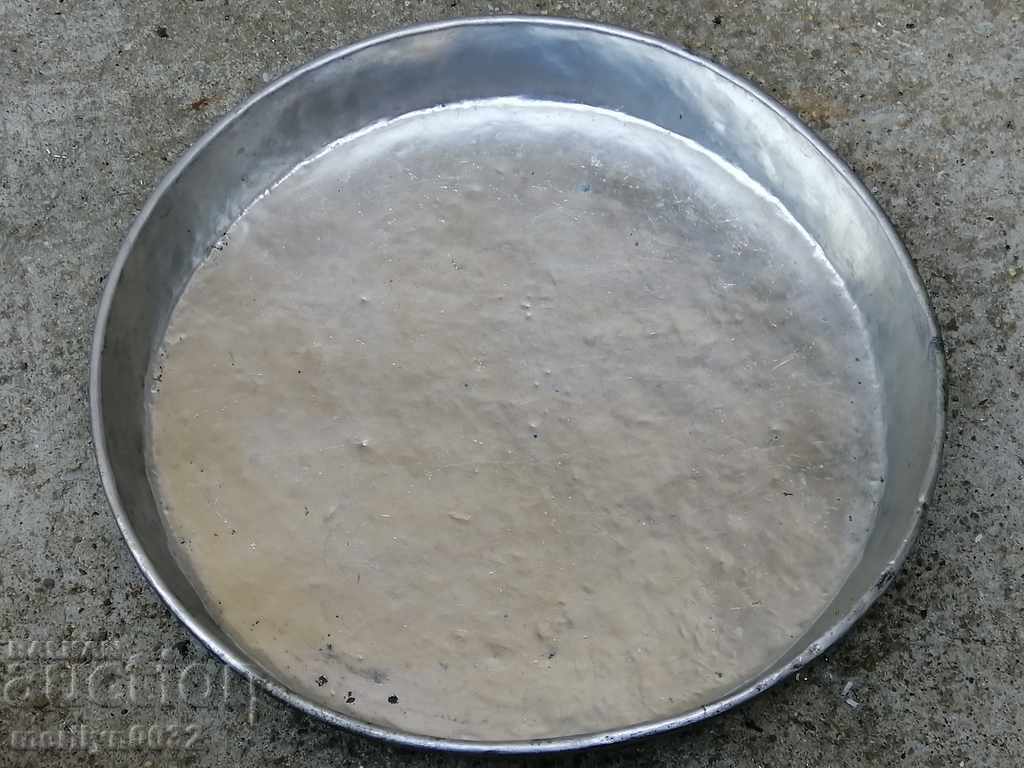 Auction Tin, tray, baker, tray, copper pot Auction Tin, tray, baker, tray, copper pot