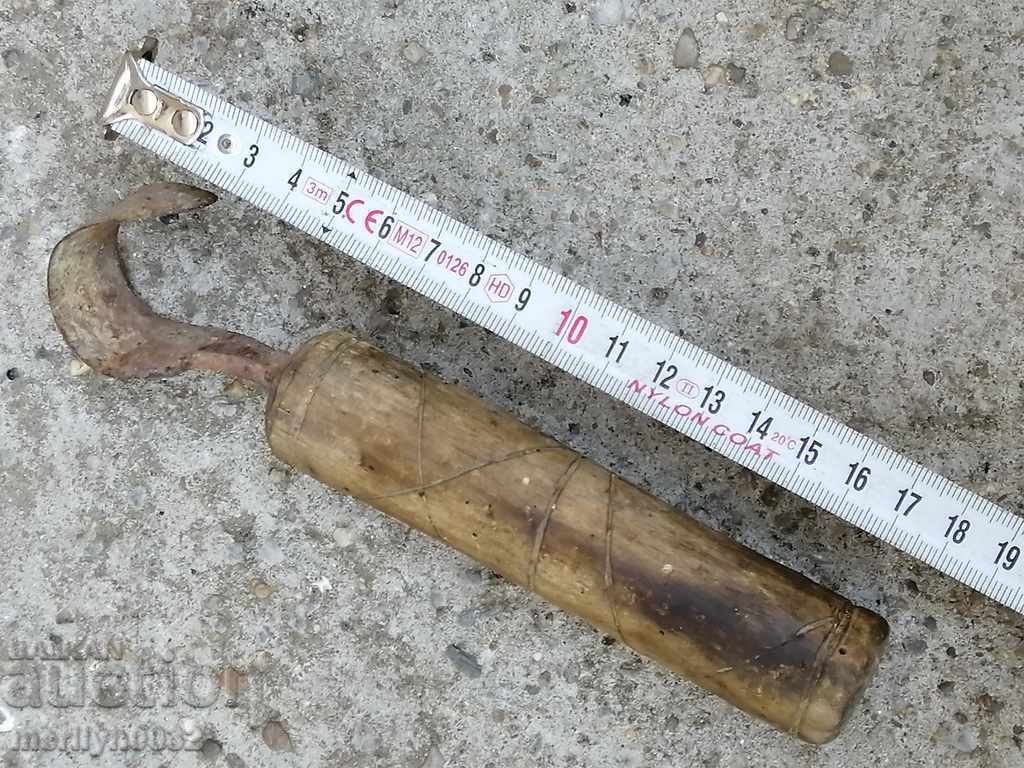 Auction Chop knife for hoeing digs wooden spoons Auction Chop knife for hoeing digs wooden spoons