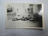 OLD PHOTOS OF CARS