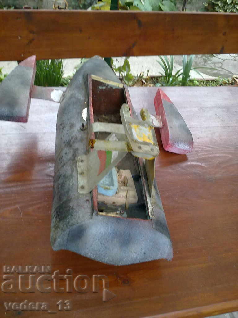 Auction SCOOTER MODEL Auction SCOOTER MODEL