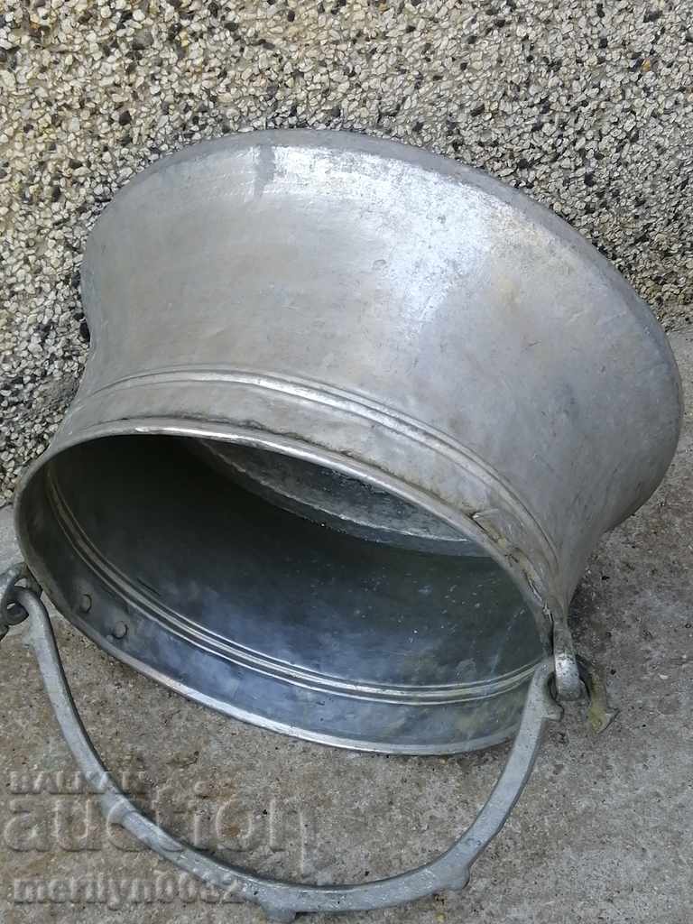 Auction Old cauldron copper pot copper tinned coin Auction Old cauldron copper pot copper tinned coin