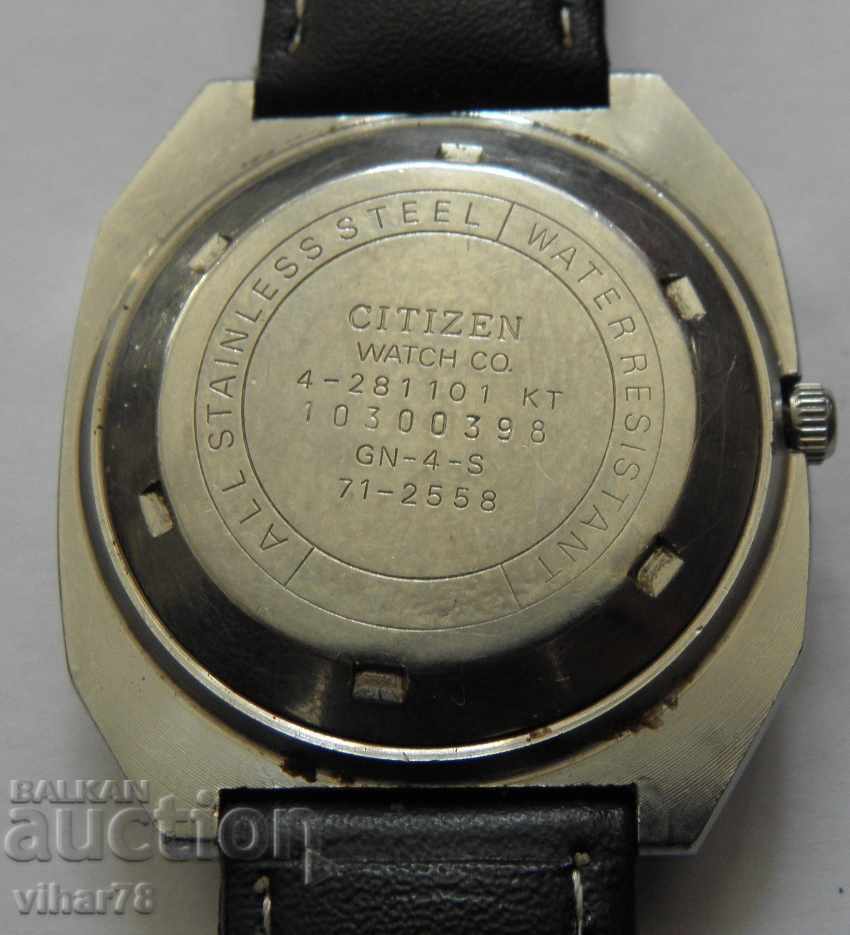 RARE COLLECTOR'S MODEL - CITIZEN - 6