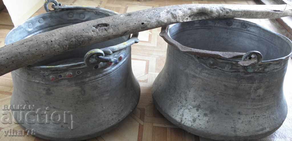 Auction TWO-LOT BOTTLE, KALIDISAN BOILER WITH A WALKER Auction TWO-LOT BOTTLE, KALIDISAN BOILER WITH A WALKER