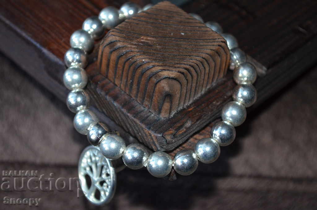 Metal bracelet Tree of Life with price 1.00 BGN | € 0.51 Metal bracelet Tree of Life with price 1.00 BGN | € 0.51