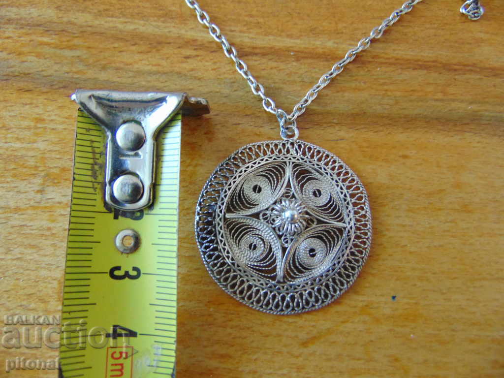 Delivery of Old silver filigree pendant Delivery of Old silver filigree pendant