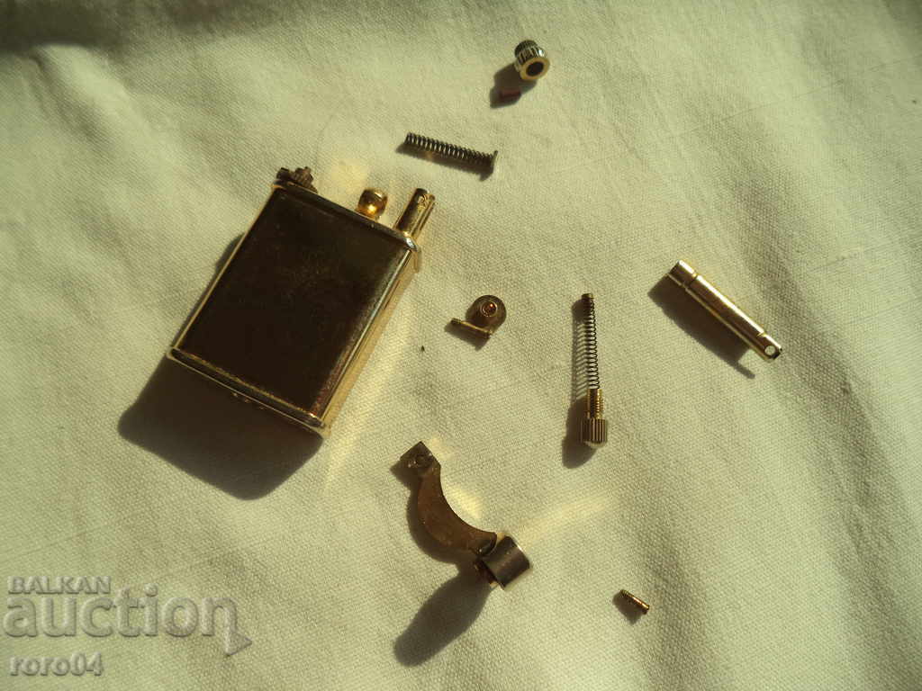 PENGUIN GAS LIGHTER - 7