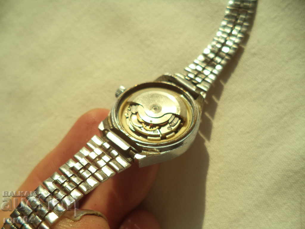LUCH 21 JEWELS SHOCKPROOF AUTOMATIC - MADE IN USSR - 5