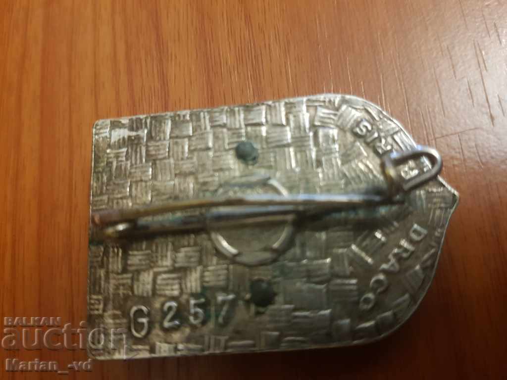 Delivery of French badge Delivery of French badge