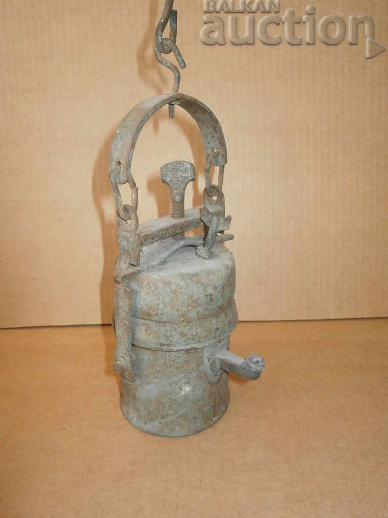Old carbide lamp with price 31.00 BGN | € 15.85 Old carbide lamp with price 31.00 BGN | € 15.85