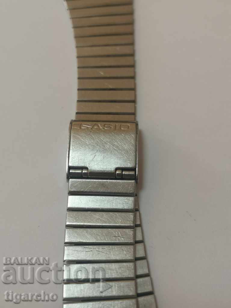 Watch chain with price 6.00 BGN | € 3.07 Watch chain with price 6.00 BGN | € 3.07