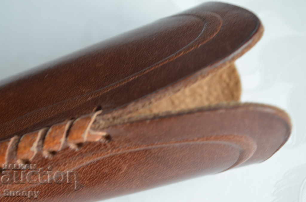 Delivery of Each glasses case