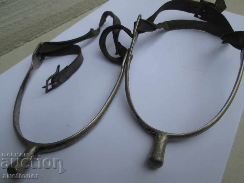 OLD ARMS ARMY SPORTS with price 30.00 BGN | € 15.34