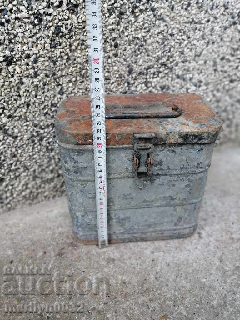 Delivery of Army Metal Box World War II Box WW2