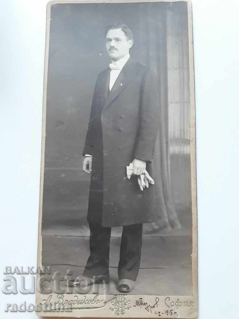 Photograph cardboard Photograph A. Vladikov signed