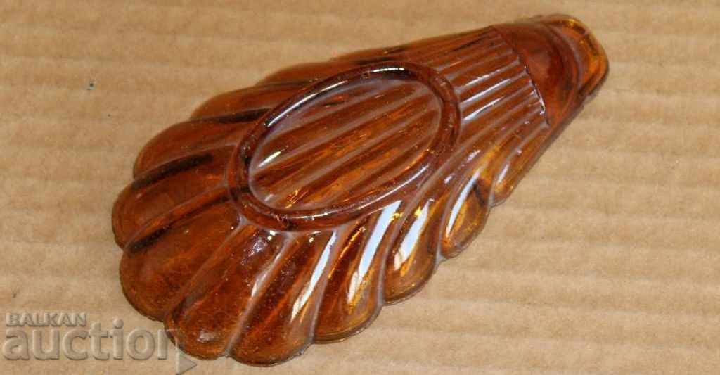 .NACH. PLACĂ DE JAM DE STICLĂ CHORBADJICA din secolul XX cu preț 6.00 BGN | € 3.07 .NACH. PLACĂ DE JAM DE STICLĂ CHORBADJICA din secolul XX cu preț 6.00 BGN | € 3.07