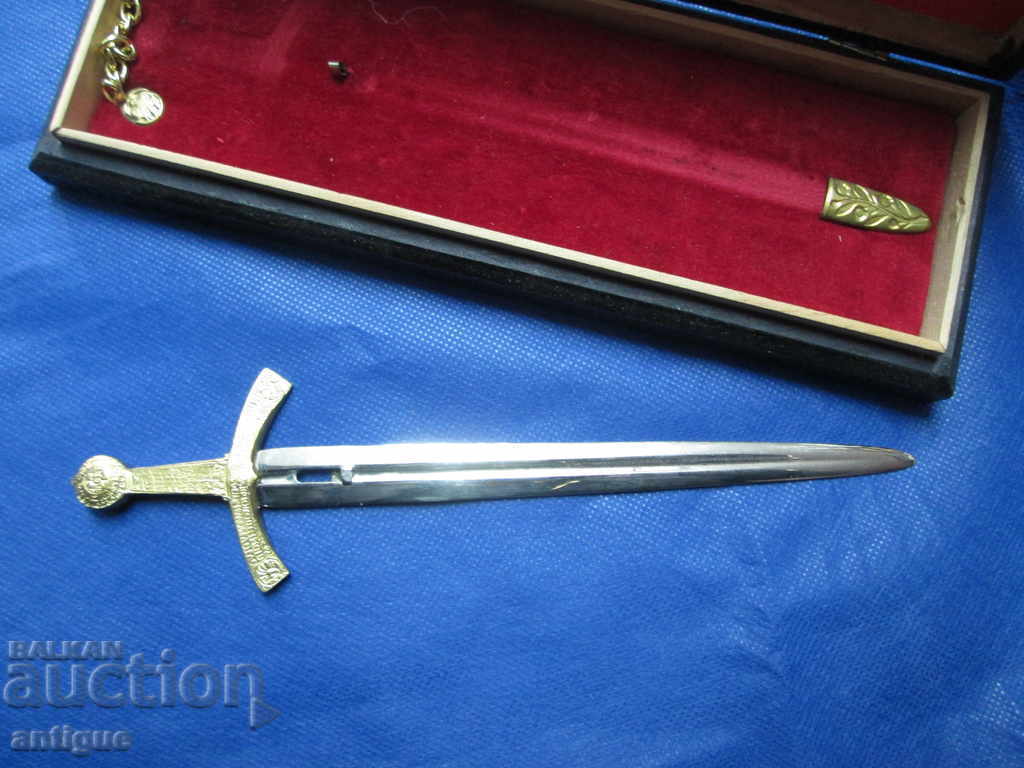 Auction OLD COLLECTION POLISH SWORD LETTER KIT IN A BOX Auction OLD COLLECTION POLISH SWORD LETTER KIT IN A BOX