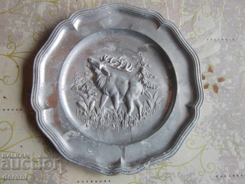 Unique tin plate deer wall panel with price 25.00 BGN | € 12.78 Unique tin plate deer wall panel with price 25.00 BGN | € 12.78