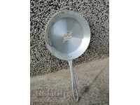 Стар тиган от алуминий 1946г с етикет кухненски съд