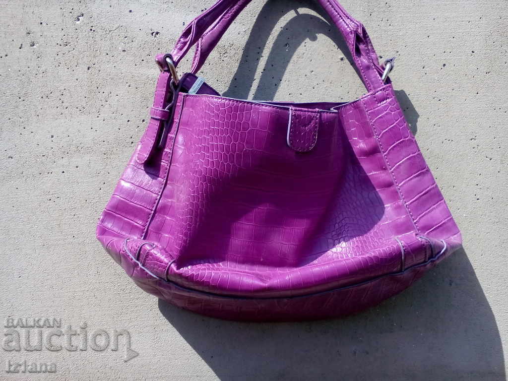 Auction Handbag Auction Handbag