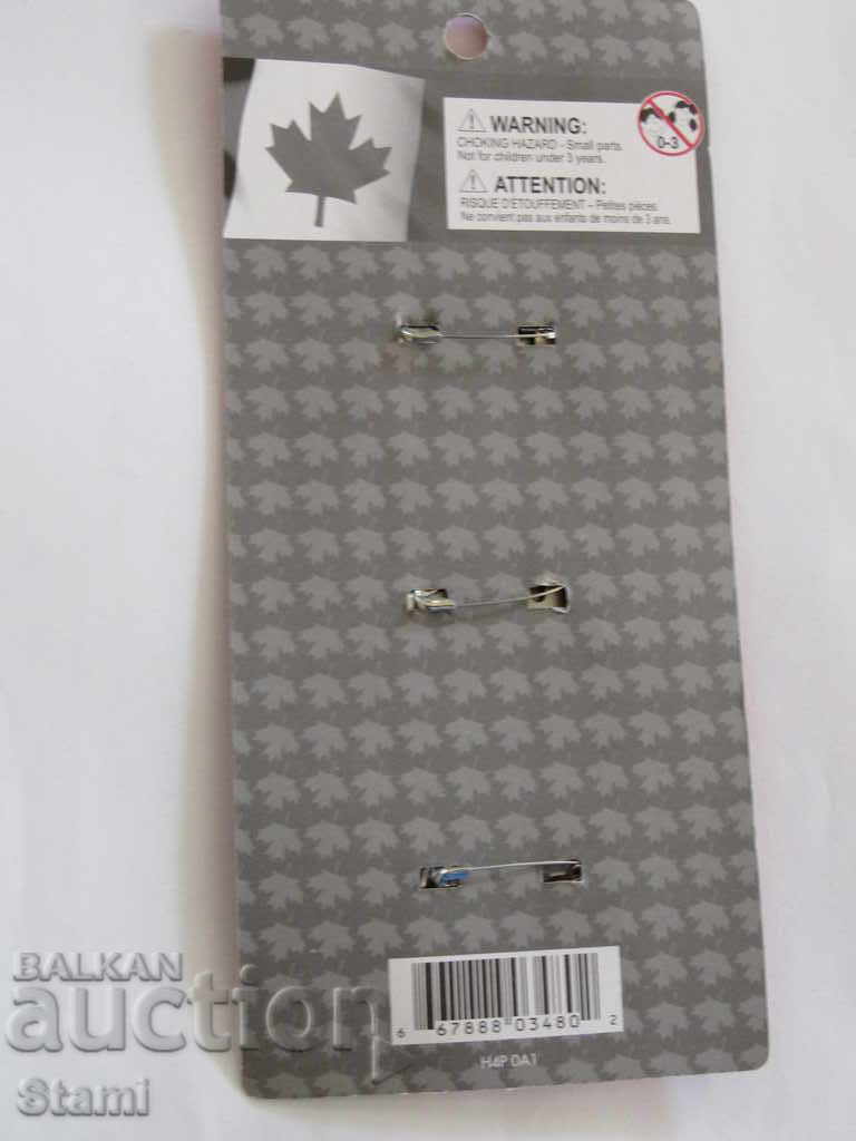 Delivery of Set of 3 Metallic Badges - Canada Delivery of Set of 3 Metallic Badges - Canada