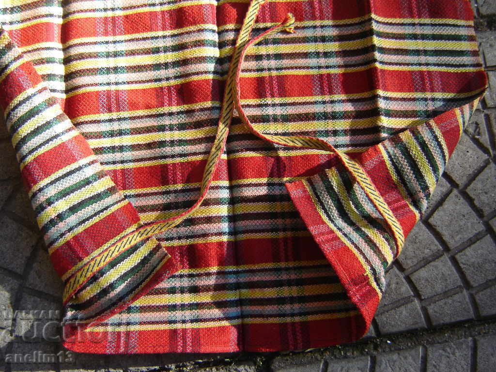 ȘORȚ AUTENTIC PENTRU COSTUM POPULAR cu preț € 7.00 | 13.69 BGN ȘORȚ AUTENTIC PENTRU COSTUM POPULAR cu preț € 7.00 | 13.69 BGN