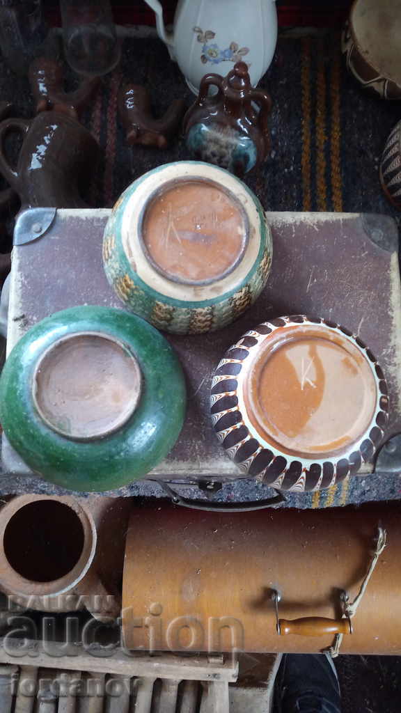 Livrarea boluri ceramice vechi