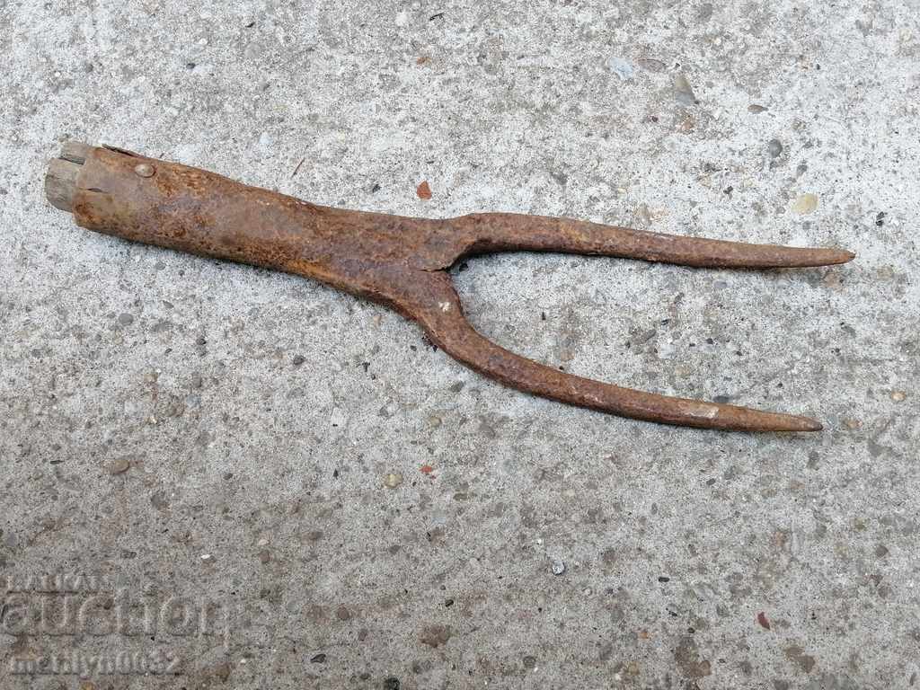 Auction  Old twin forged, villa, wrought iron